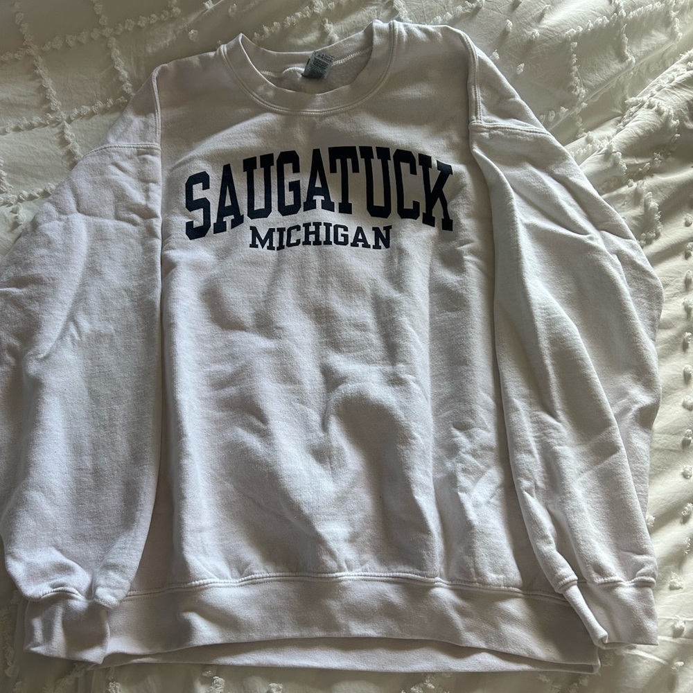 White Saugatuck, MI crewneck